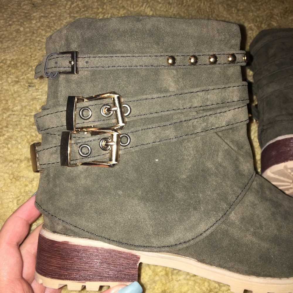 Ankle boots - Picture 3 of 5